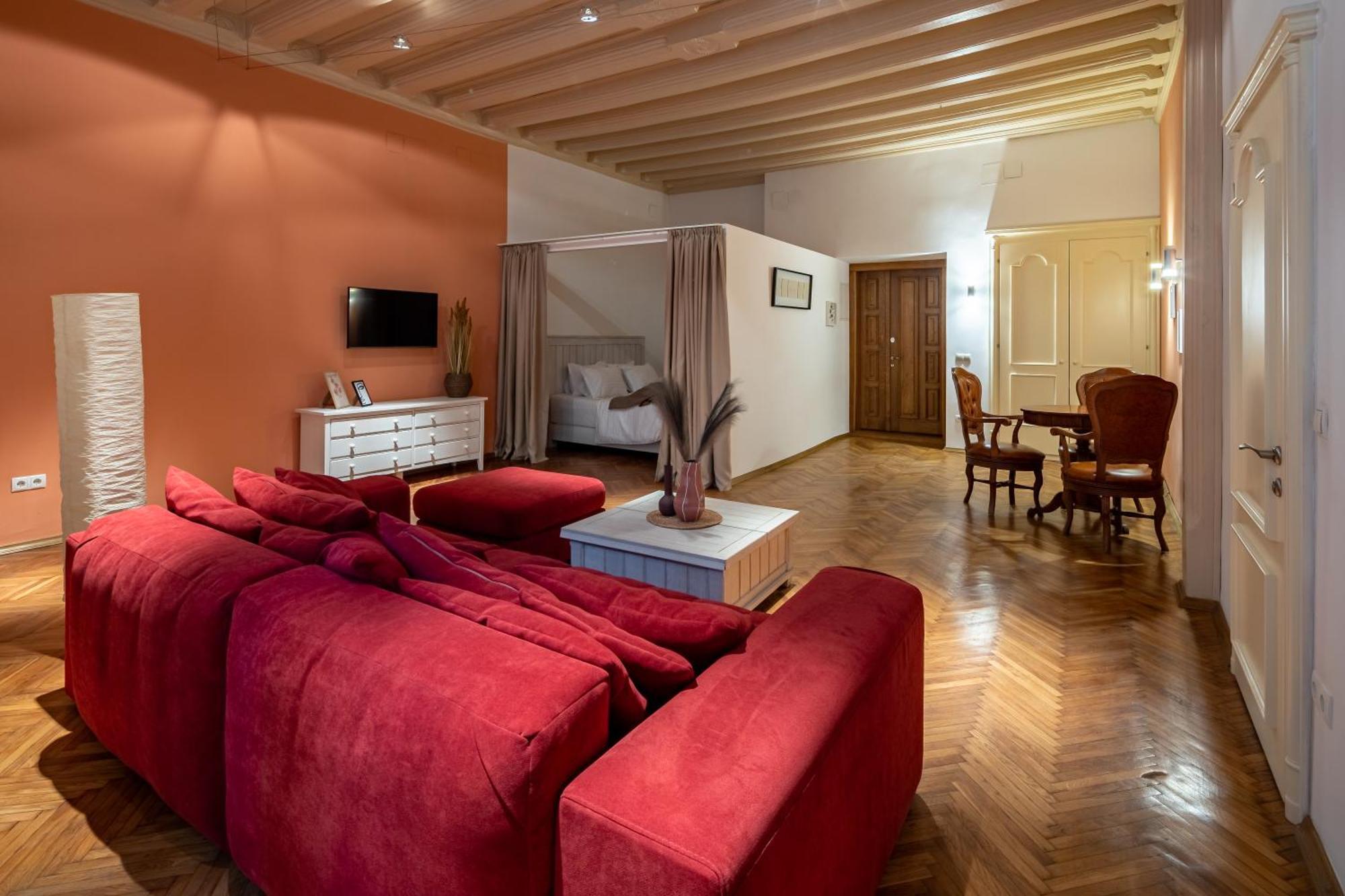 Romari Rynok Sguare VIP Apartment Lviv Bagian luar foto